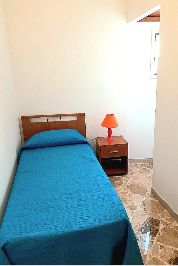 Little Italy Apartment กัสเตลลัมมาเร เดล โกลโฟ ภายนอก รูปภาพ