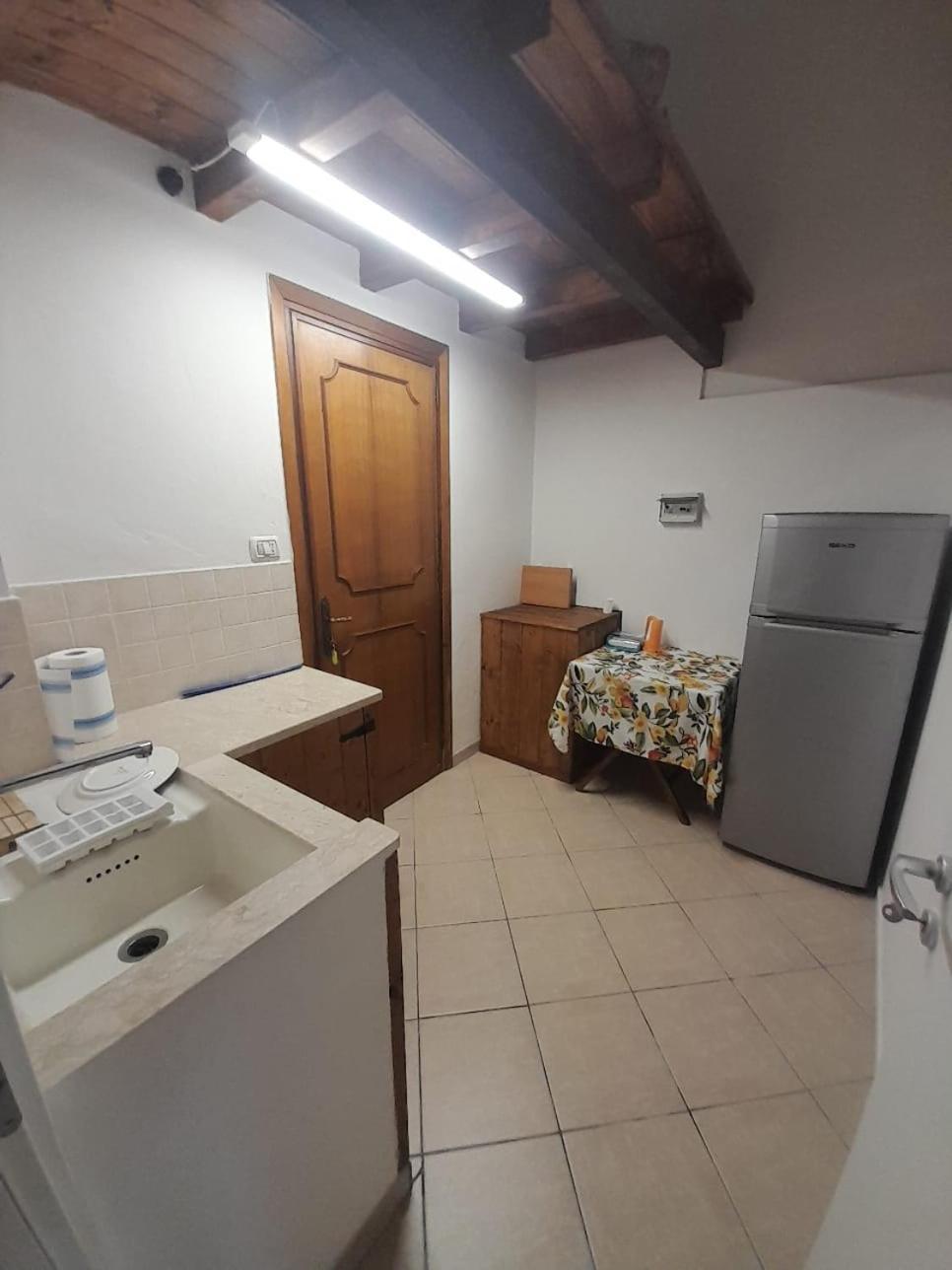 Little Italy Apartment กัสเตลลัมมาเร เดล โกลโฟ ภายนอก รูปภาพ